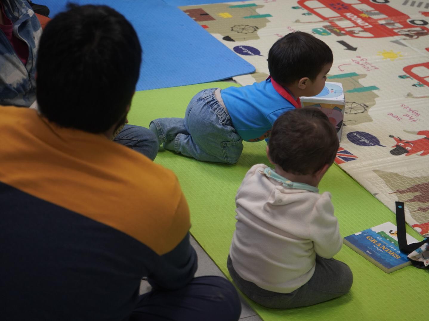 Muchos bebés han comenzado sus primeros acercamientos a la lectura en la guaguateca