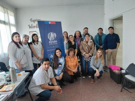 Equipo de la biblioteca en taller para técnicos en párvulos